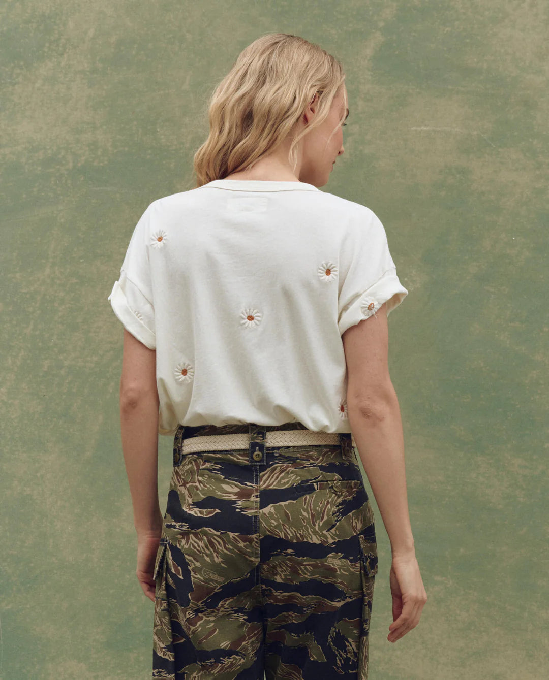 The Boxy Crew - Daisy Embroidery