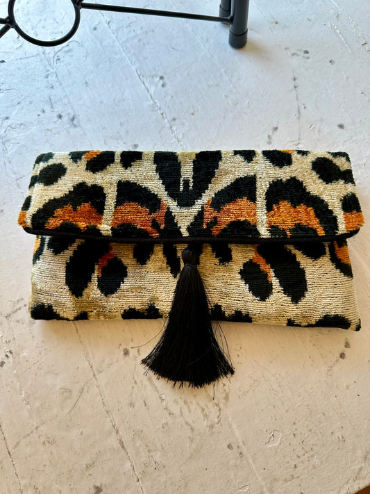 Lily Clutch - Caramel