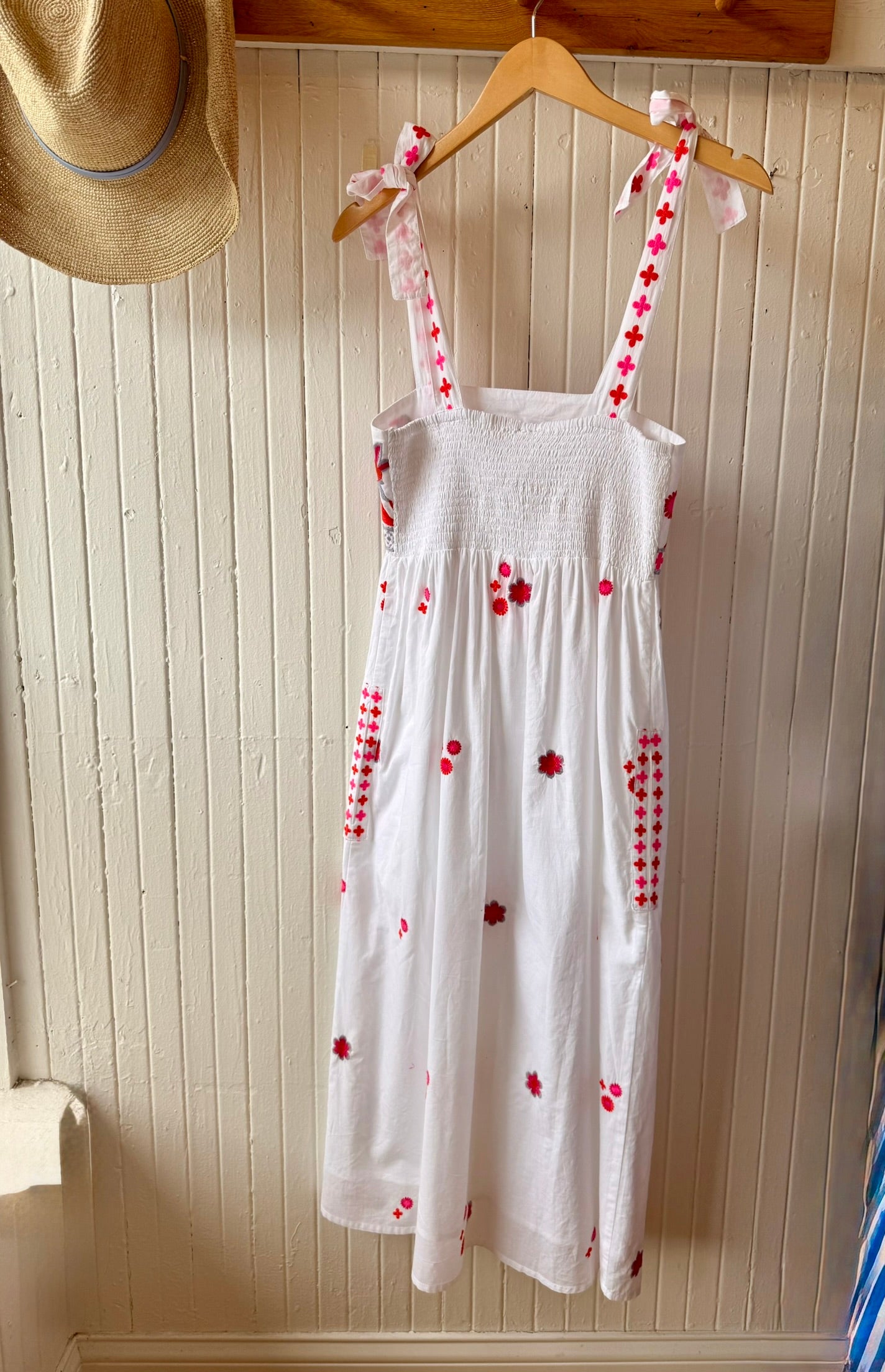 Nimo Agate Dress - White